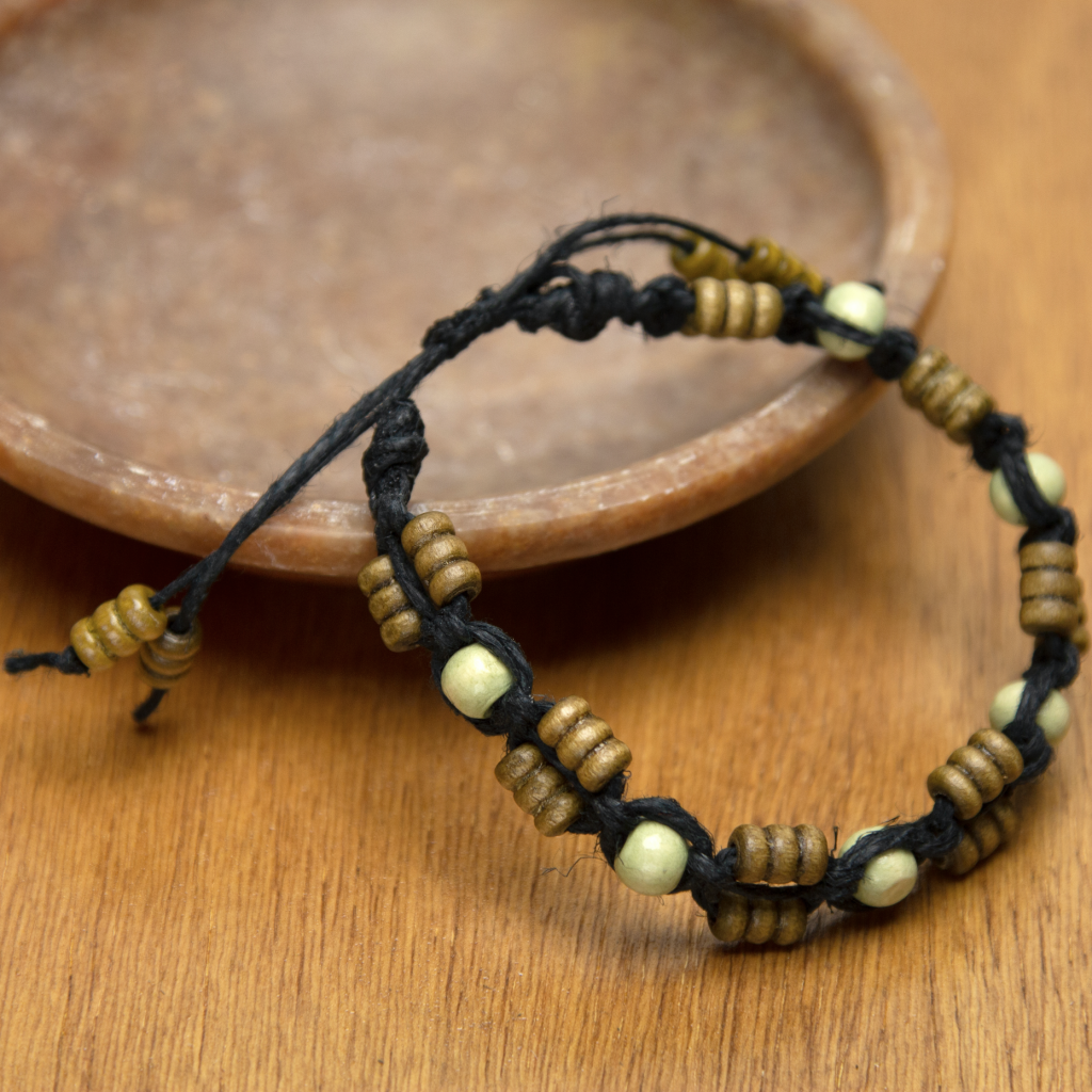 DIY macrame bracelet with beads - Easy beginner DIY project